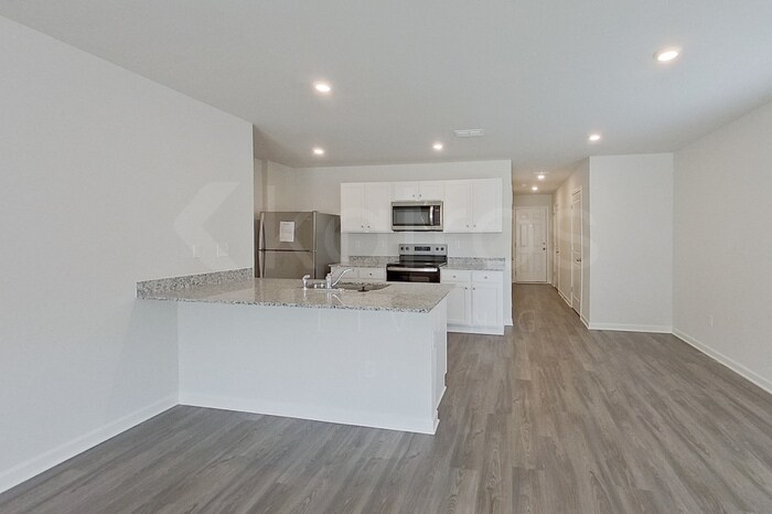 Building Photo - 331 Ironwood Ct