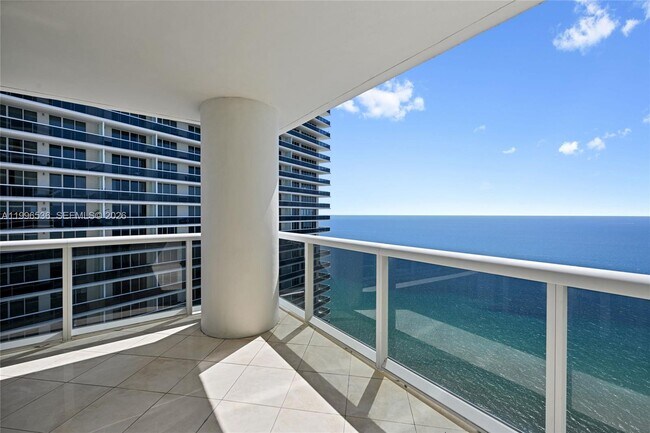 Building Photo - 1850 S Ocean Dr