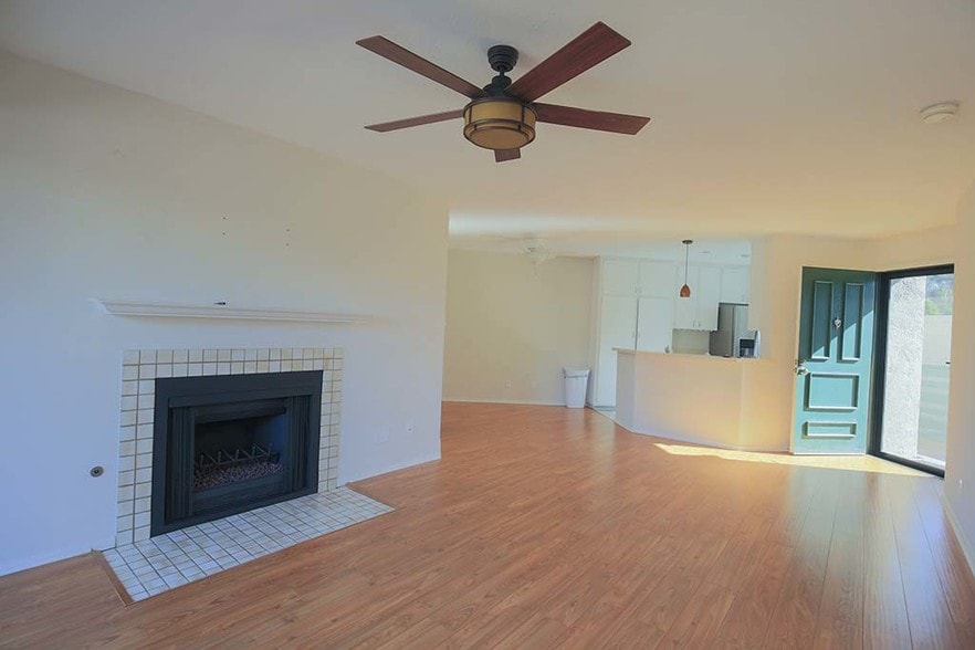 Living room w/fireplace - 9745 Mesa Springs Way
