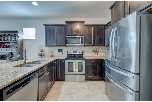 Building Photo - 8603 Lanvale Forest Dr