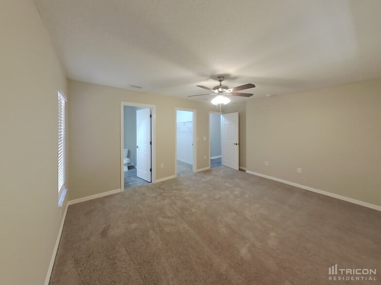 Building Photo - 4680 Treasure Cay Rd