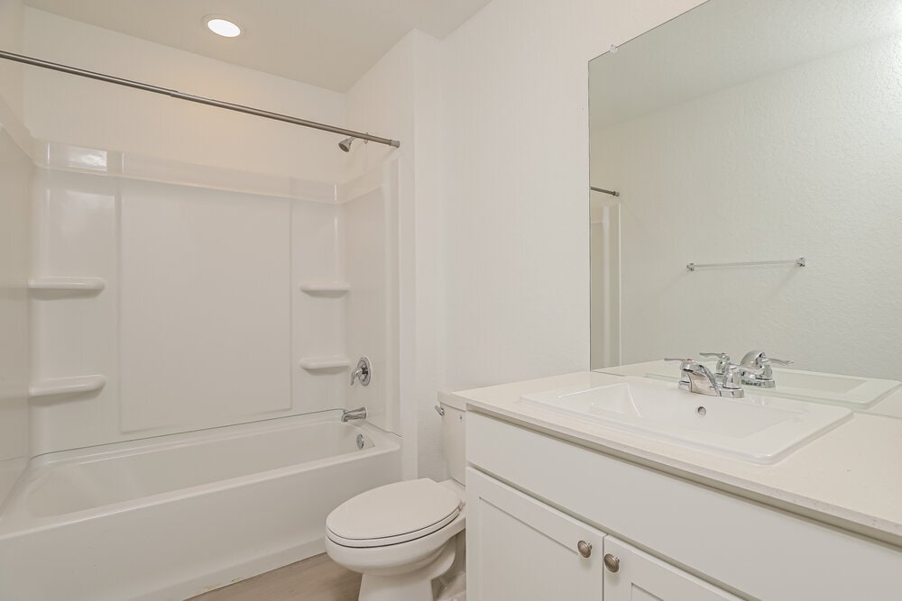 Building Photo - 518 Chevre Rd