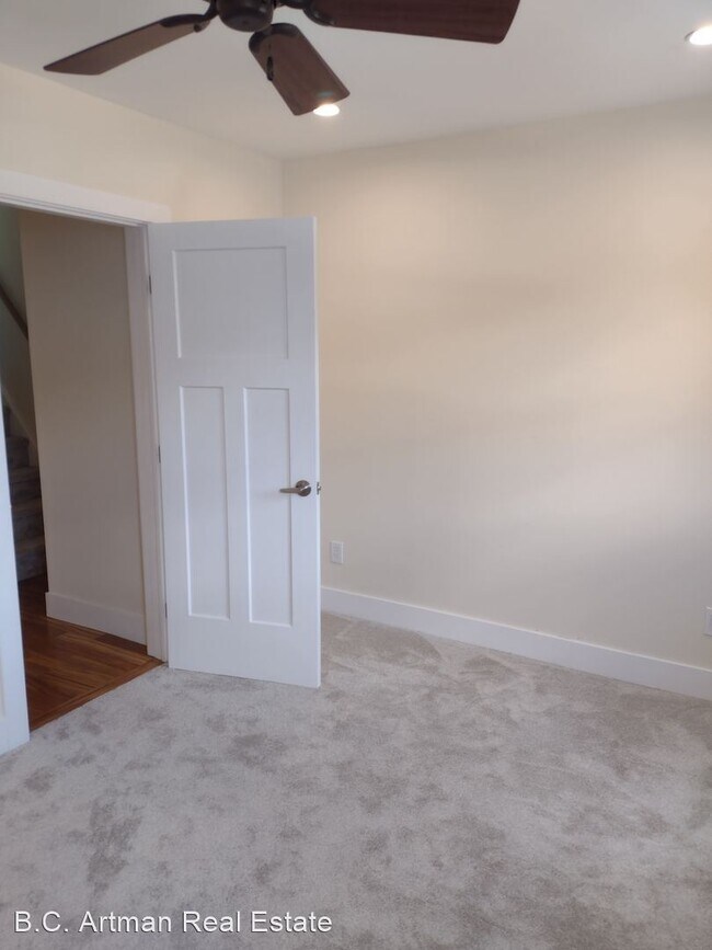 Building Photo - 3 br, 2 bath House - 259 Dunseith Street