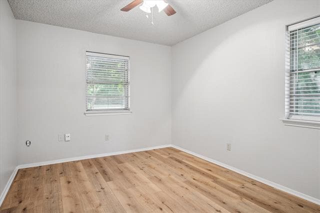 Building Photo - 201 Valley View Dr N