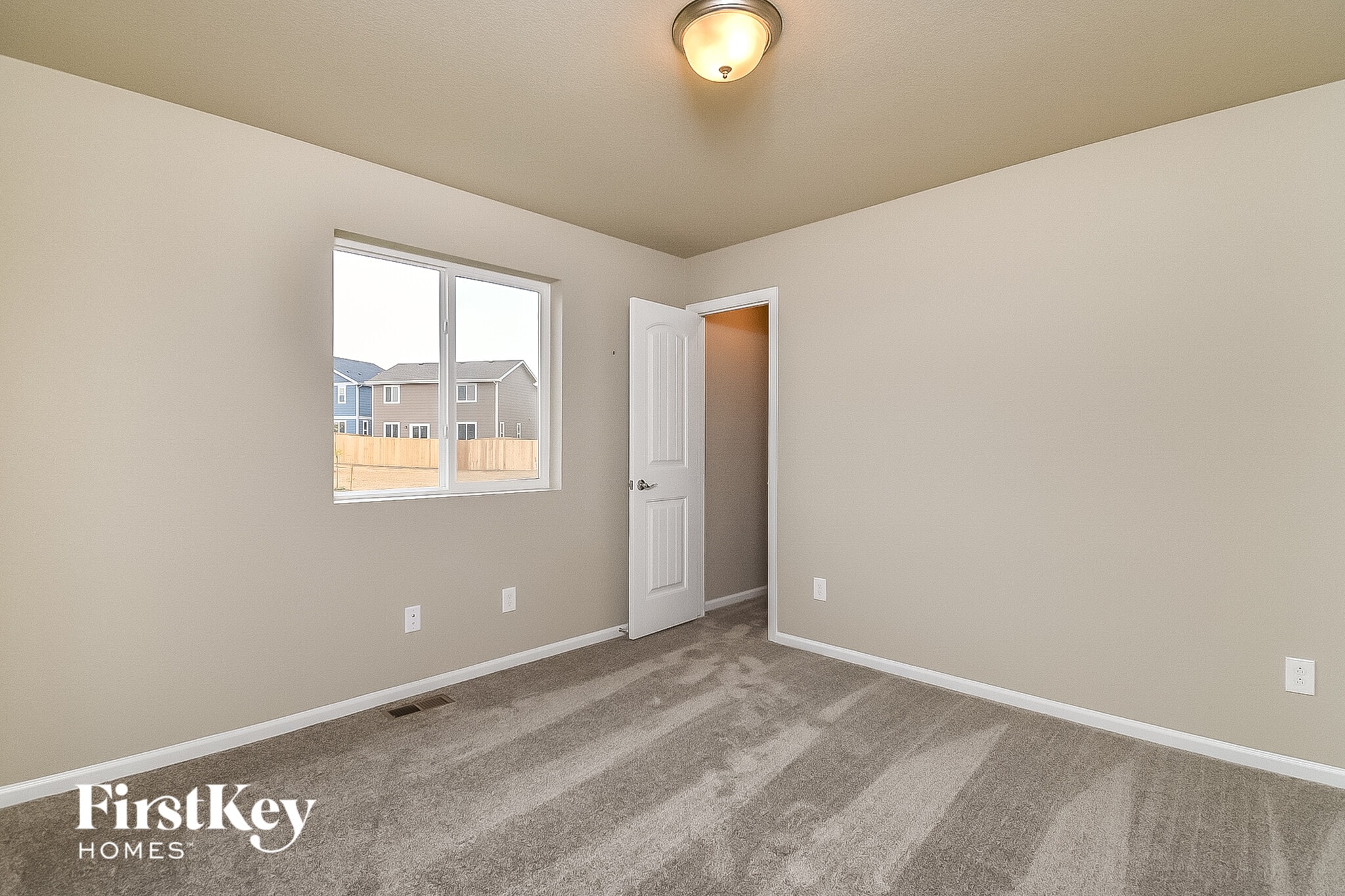 Building Photo - 10225 Luneth Dr