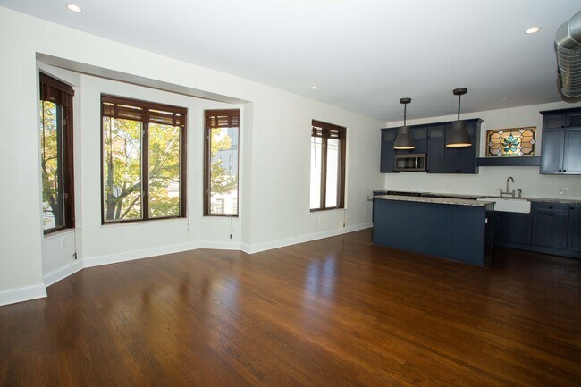 Building Photo - 65 S 5th St