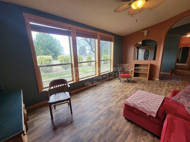 Building Photo - 52203 WA-225