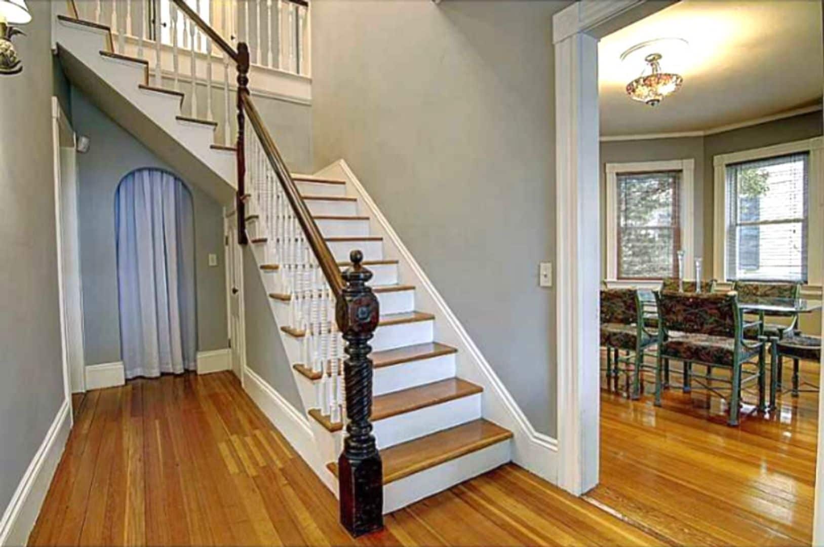 Building Photo - 84 Keene St