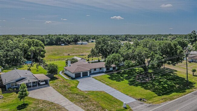 Building Photo - 5302 Turkey Creek Rd