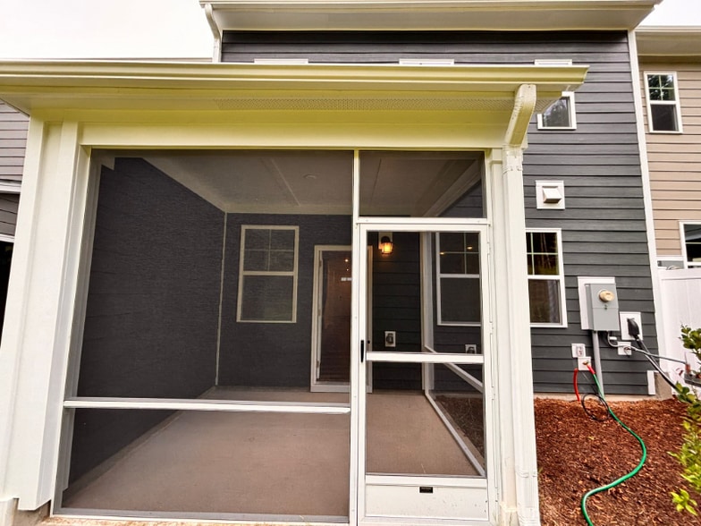 Building Photo - 1506 Foal Run Trl