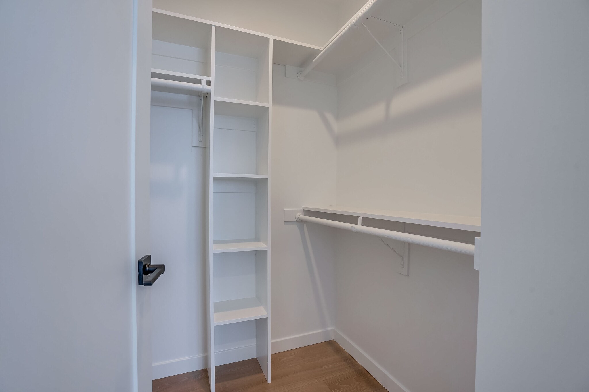 Walk in - 4822 S Slauson Ave