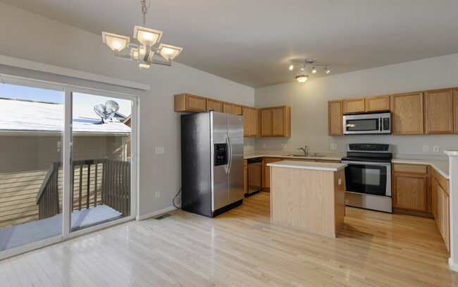 Building Photo - “Move-In Ready Townhome – November Rent Free!”