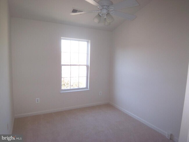 Building Photo - 11448 Abner Ave