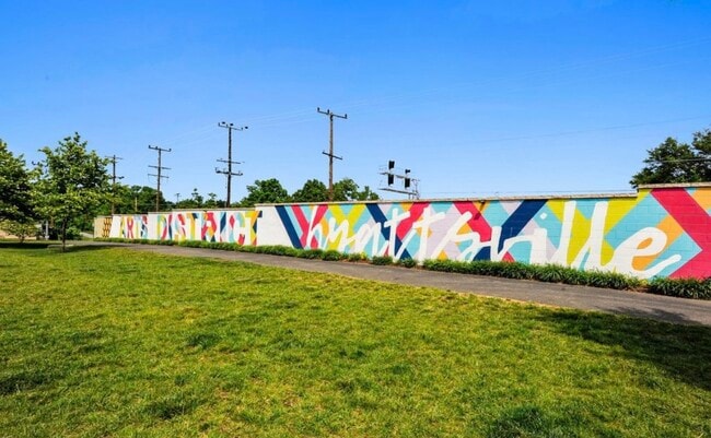 Building Photo - 5610 45th Ave