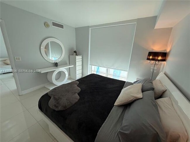 Building Photo - 50 Biscayne Blvd