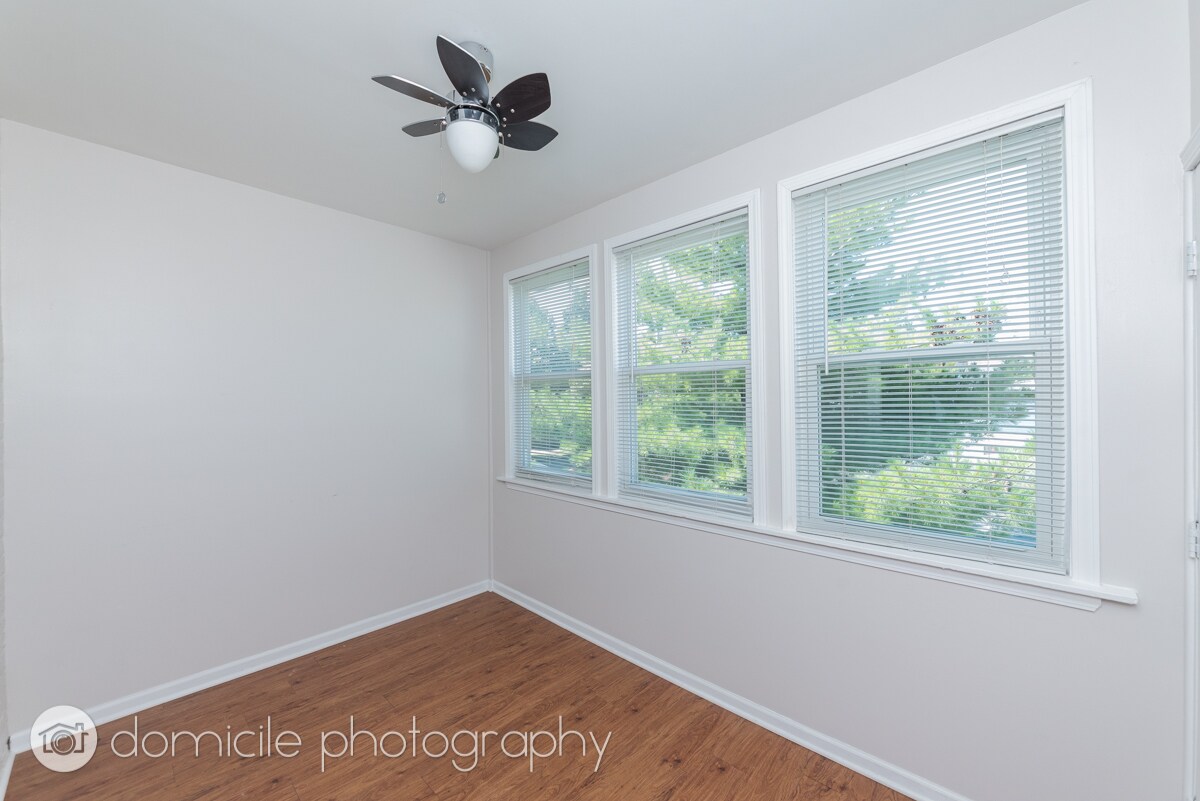 Building Photo - 4906 N Marmora Ave