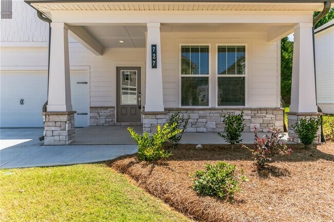 Building Photo - 727 Ruddy Dr