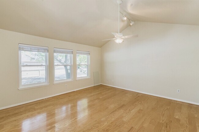 Building Photo - 15169 Kimberley Ct