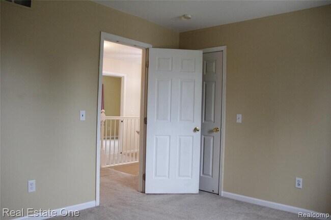 Building Photo - 40690 Bluesprings Ct