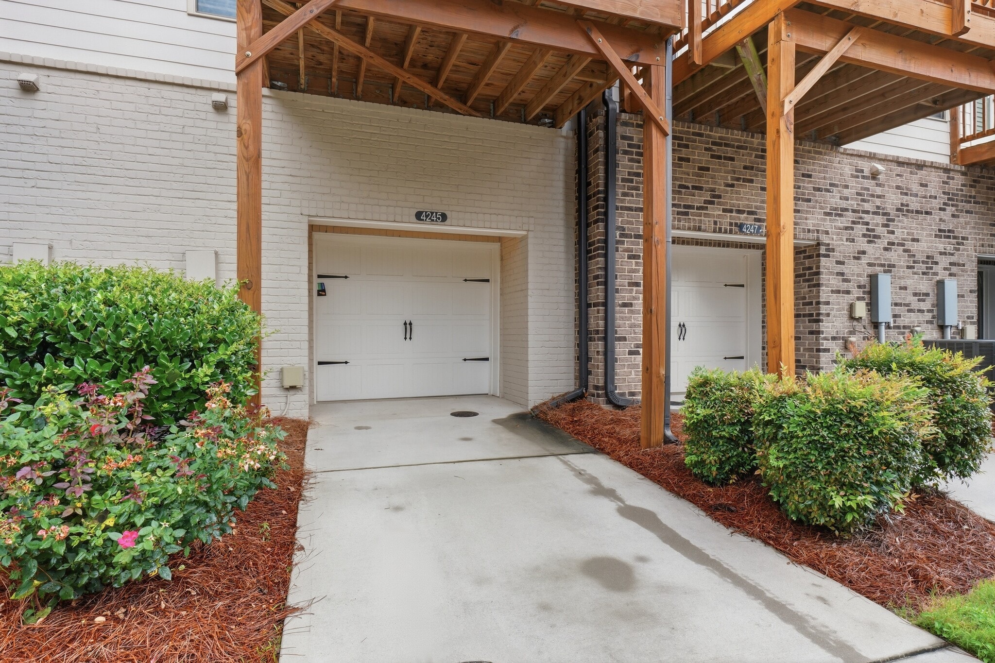 Building Photo - 4245 Deming Cir