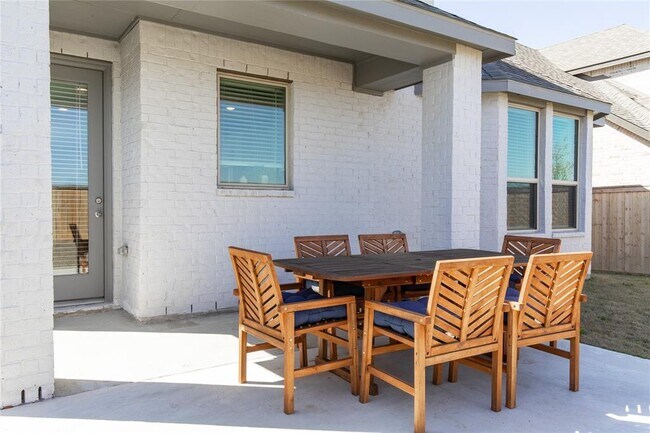 Building Photo - 19722 Upper Canyon Ct