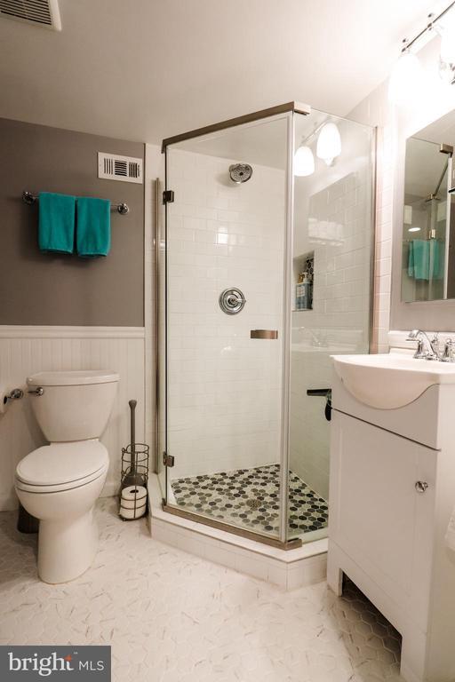 Building Photo - 3620 S Taylor St