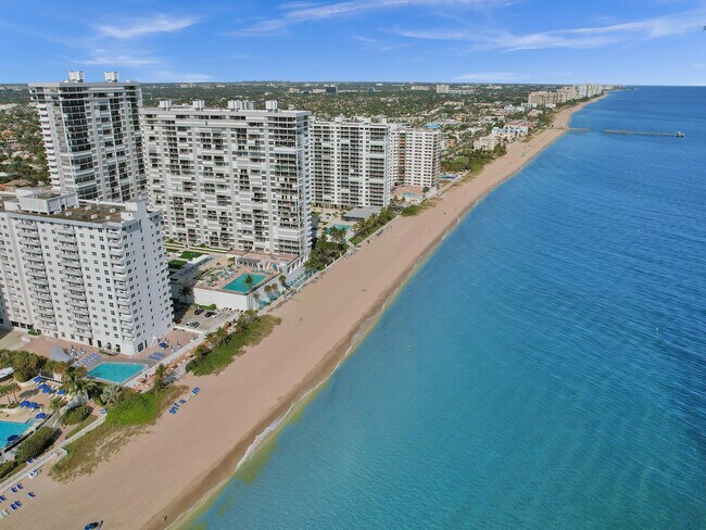 Building Photo - 4280 Galt Ocean Dr