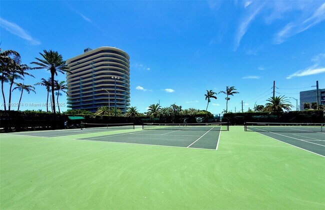 Building Photo - 8816 Collins Ave