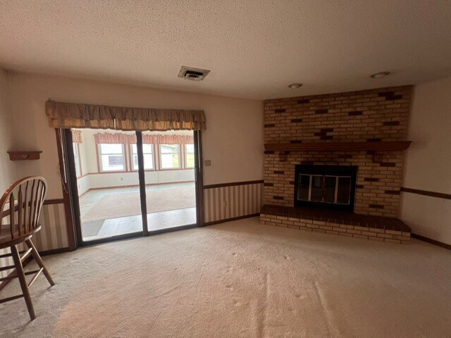 Family room - 3220 Heartland Dr