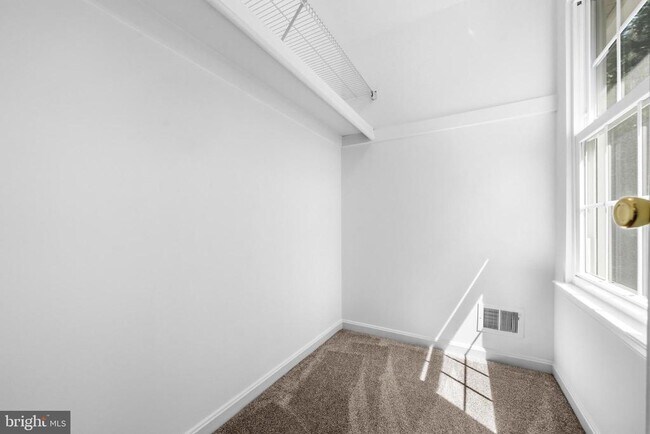 Building Photo - 3979 Burning Bush Ct