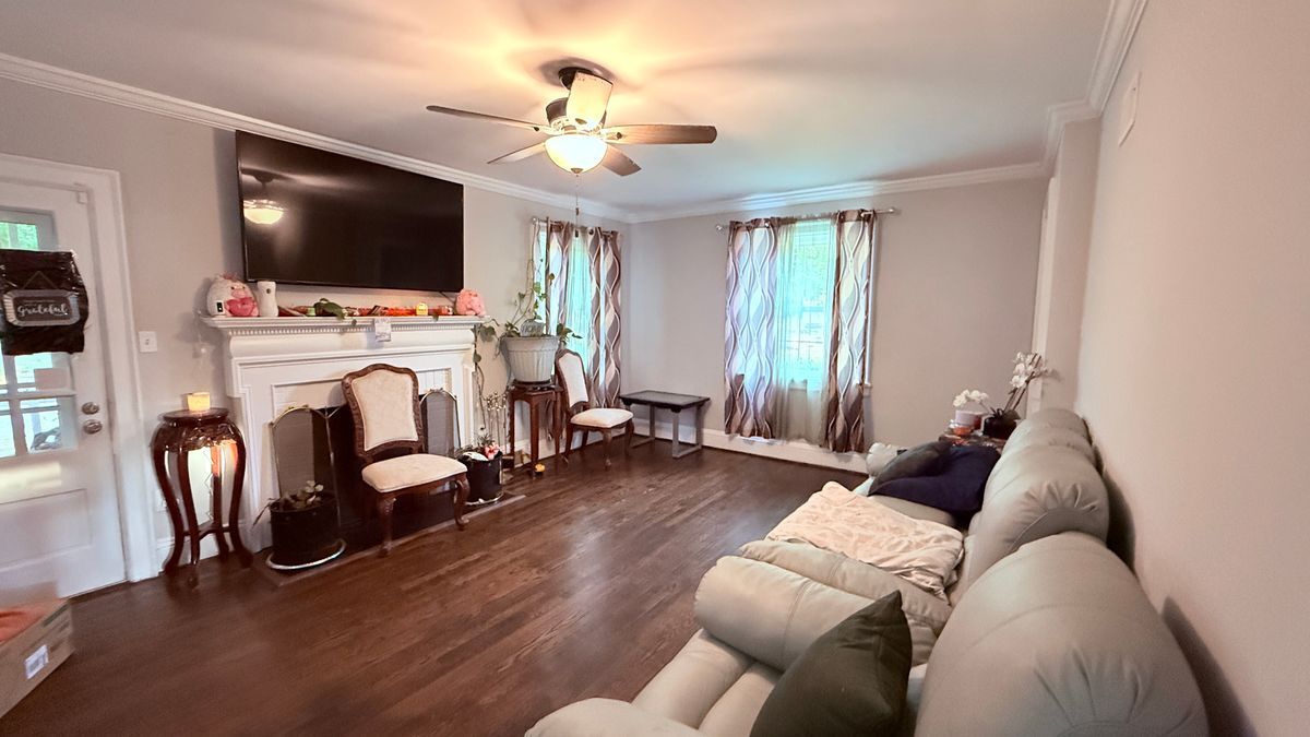 Building Photo - 335 Claremont St