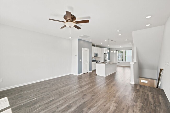 Building Photo - 2106 Enrichment Wy