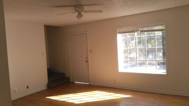 Building Photo - Monthly Paid Rent