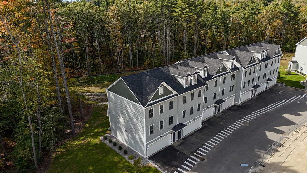 Building Photo - Bayberry Commons