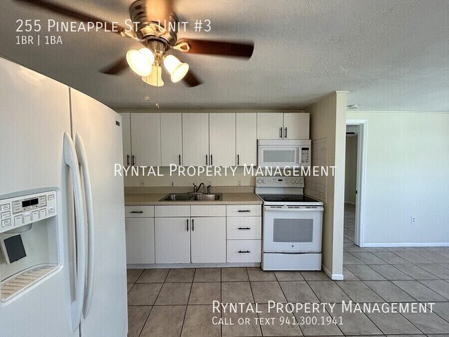 Building Photo - 255 Pineapple St