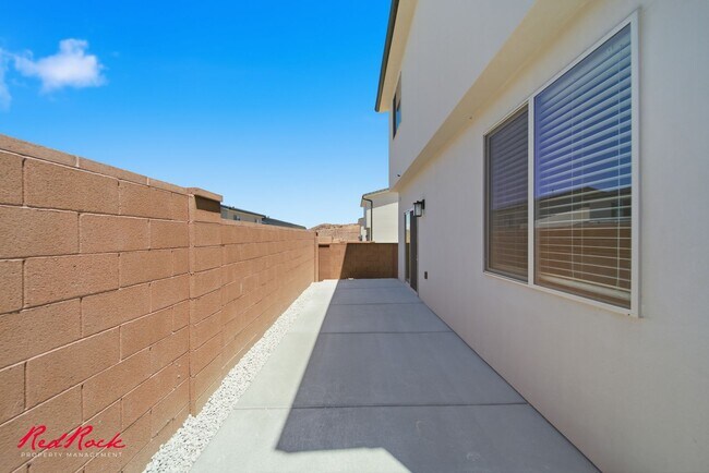 Building Photo - 2341 Siegel Ln