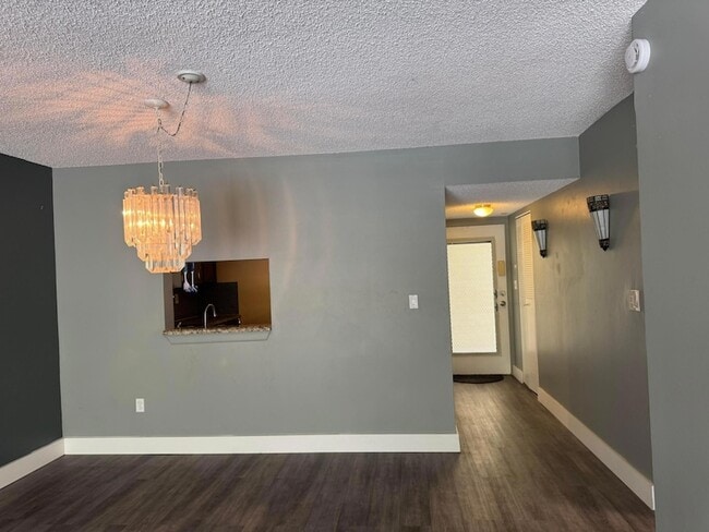 Building Photo - 1800 SW 81st Ave