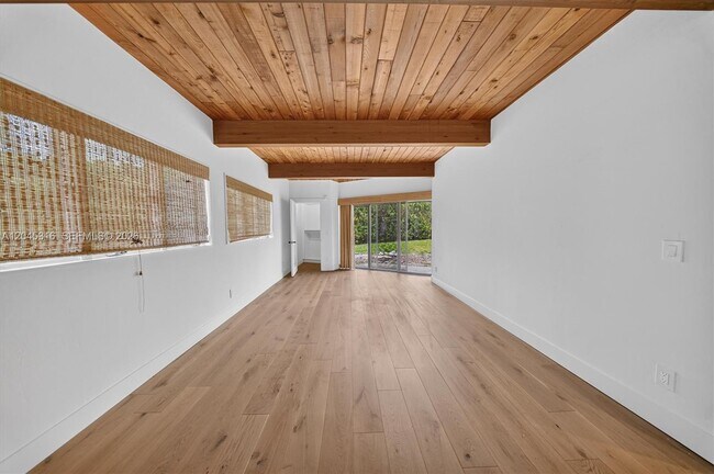 Building Photo - 8925 SW 102nd Terrace