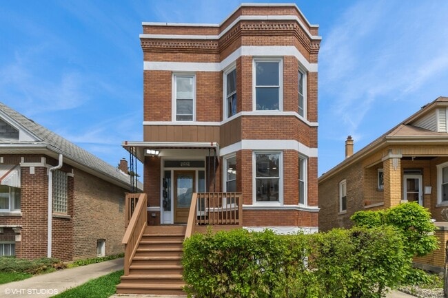 Building Photo - 1221 S Lombard Ave