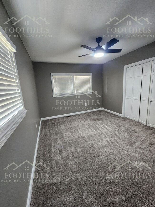 Building Photo - 3-Bedroom Home with Fresh Updates and Fenc...