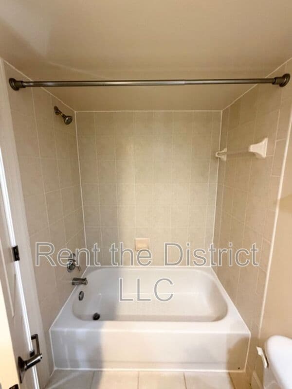 Building Photo - 61 14th St NE