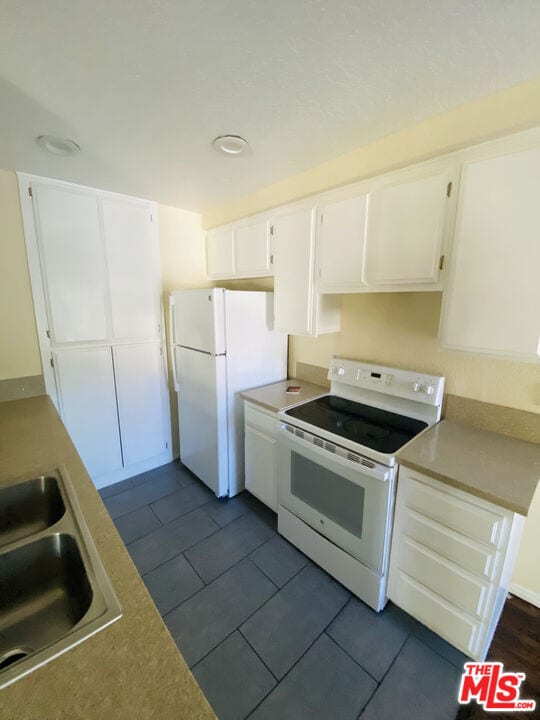 Building Photo - 8725 Beckenham Ln