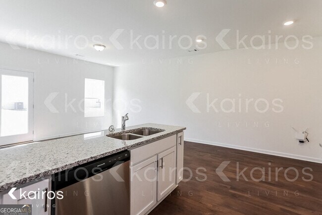 Building Photo - 114 Dudley Wy