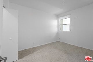 Building Photo - 15425 Antioch St