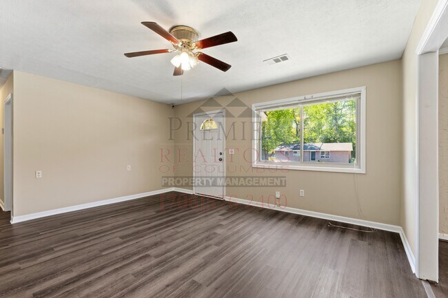 Building Photo - 520 Asa Dr