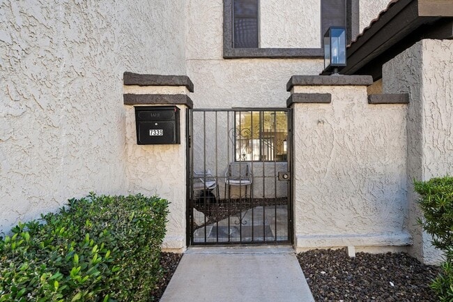 Building Photo - 7339 E Northland Dr