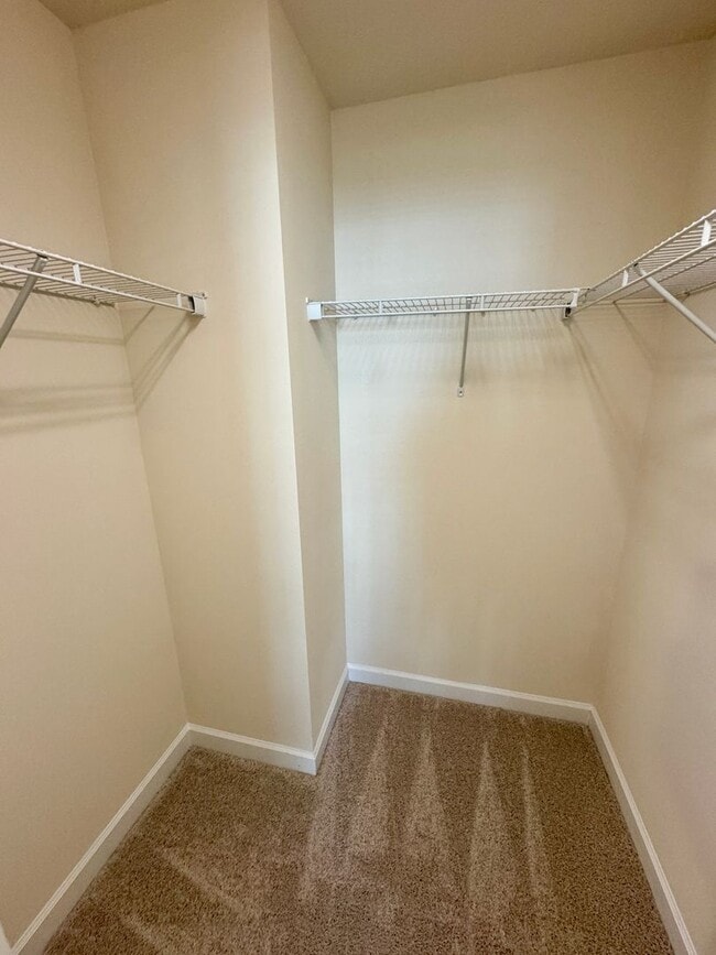 Building Photo - Beautiful Well Maintained Townhouse in Berewick