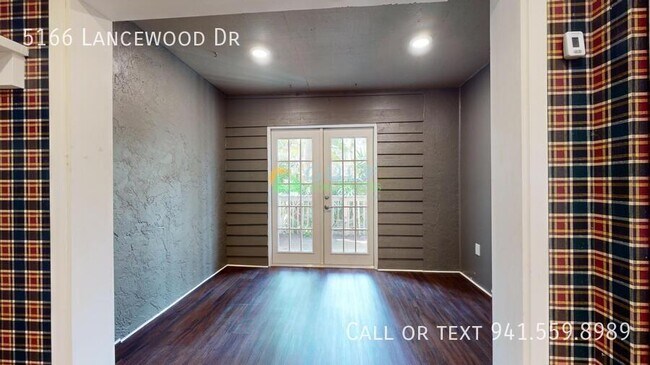 Building Photo - 5166 Lancewood Dr