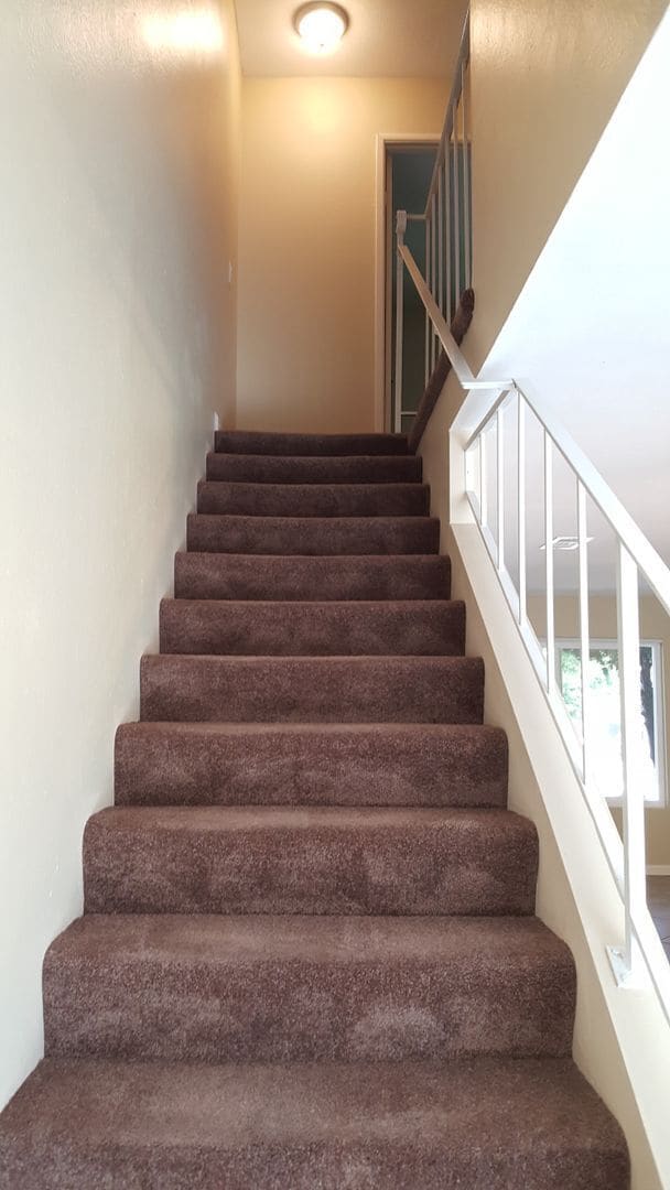 Building Photo - Condo close to Cameron YMCA & Town Square ...