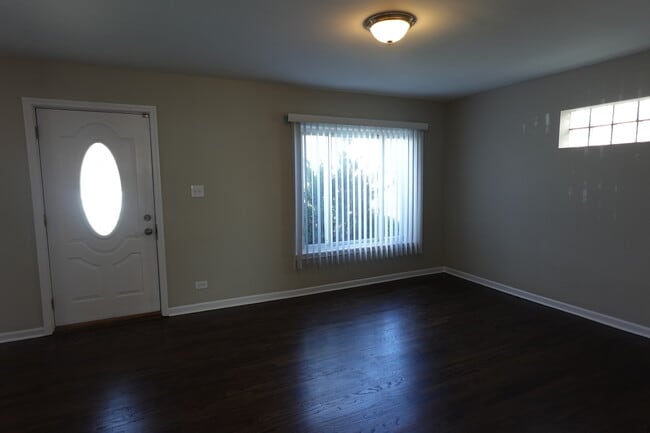 Building Photo - 7353 W 56th St